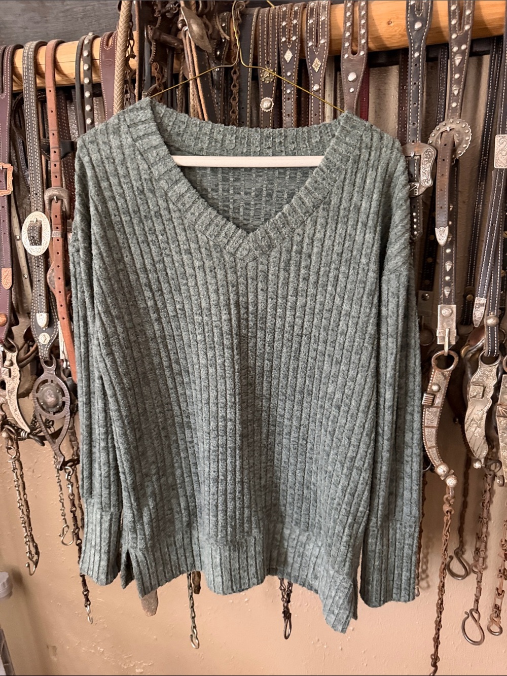 V-Neck Ribbed Pullover Sweater - Heather Sage